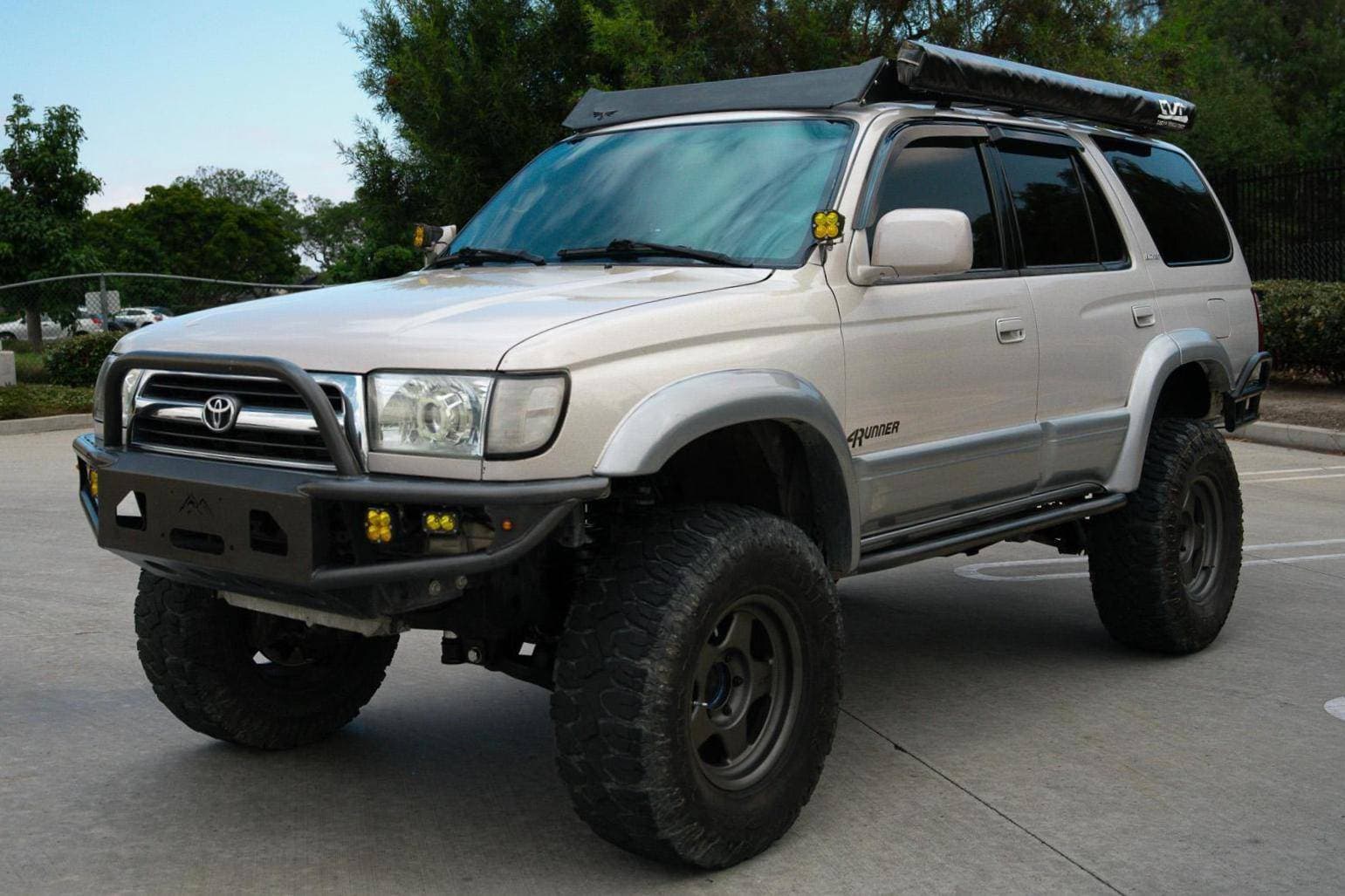 1999 Toyota 4Runner Limited 4x4